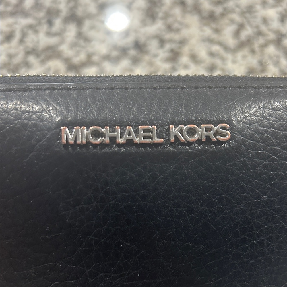 Michael Kors Black Wristlet Wallet - Picture 2 of 7